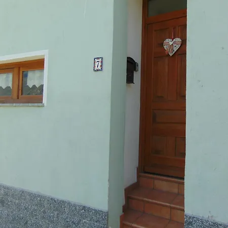 Casa Ad Chez Piero Vda Issogne-002 * Issogne