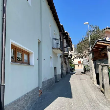 Casa Ad Chez Piero Vda Issogne-002